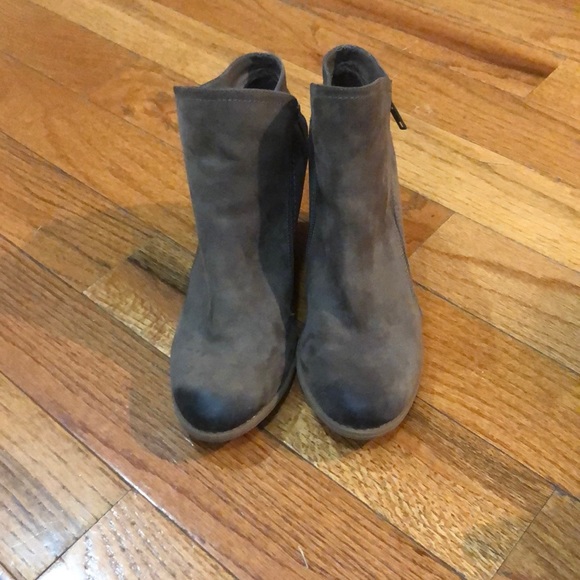 Wedges - Picture 2 of 4